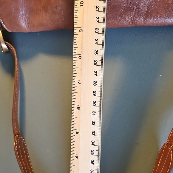 Liz Clayborne Genuine Leather Elegant Brown Women's Bag. Gold Hardware. - Picture 7 of 14